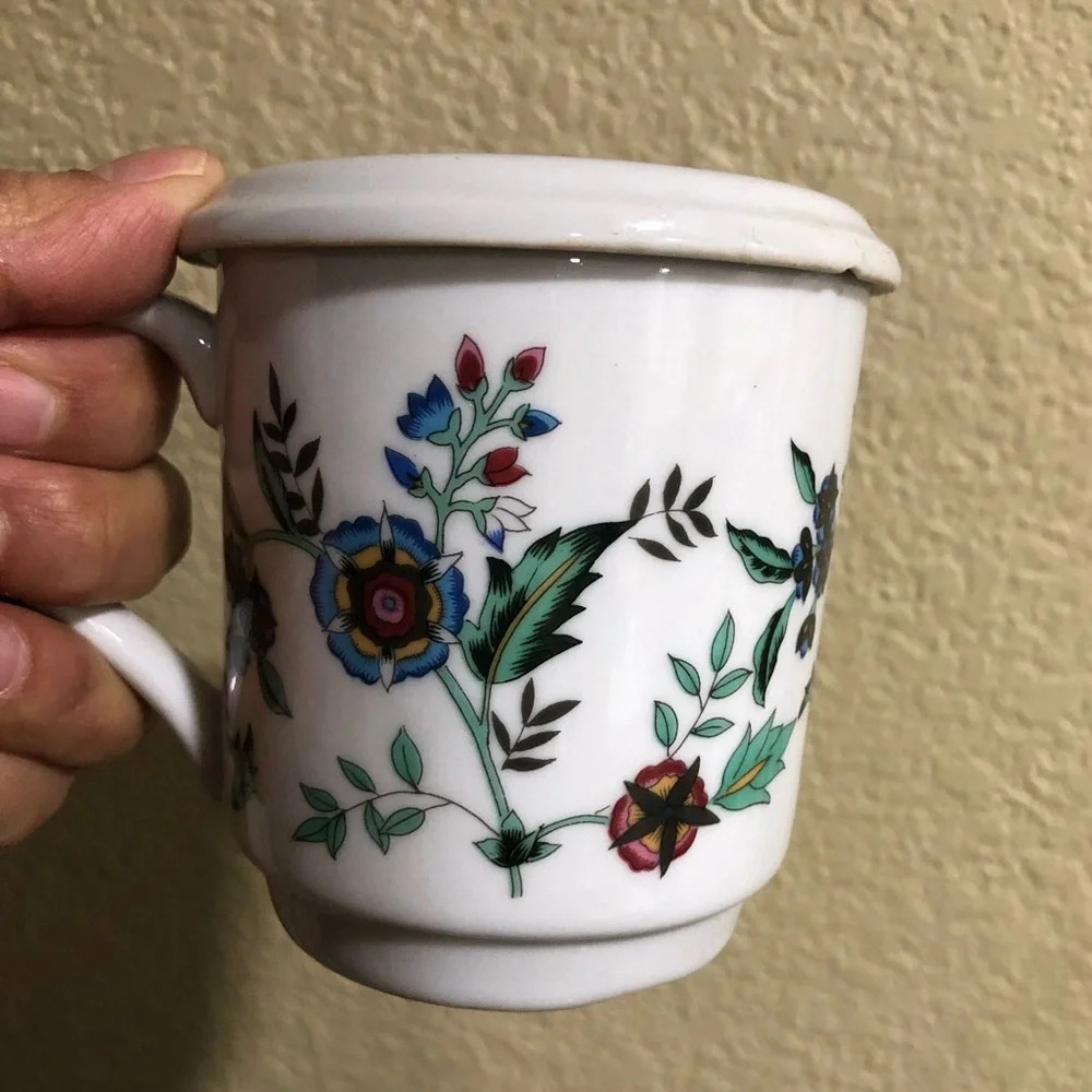 PMC FLORAL PORCELAIN CUP/ COFFEE MUG TEA MUG WITH MATCHING LID